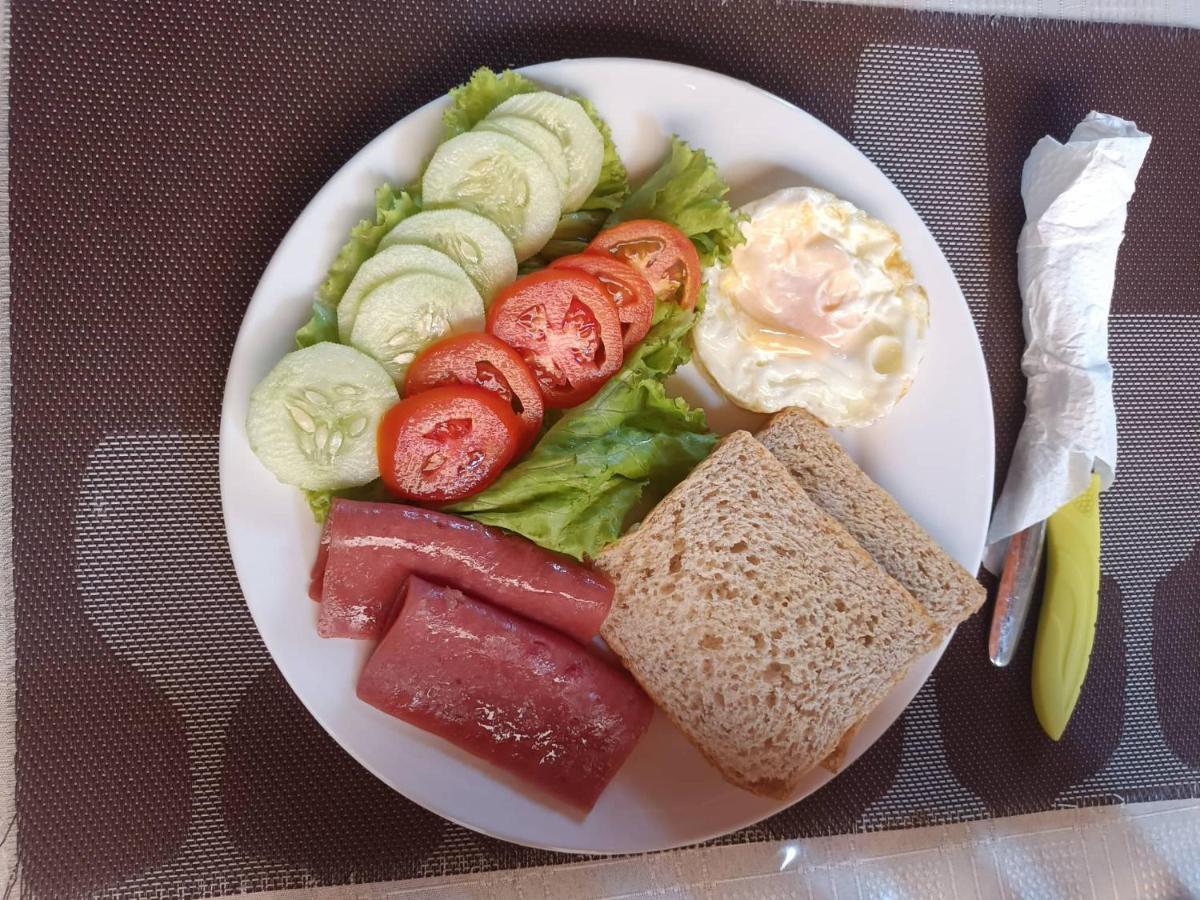 Villa Skanderbeg Guest House 푸에르토프린세사 외부 사진