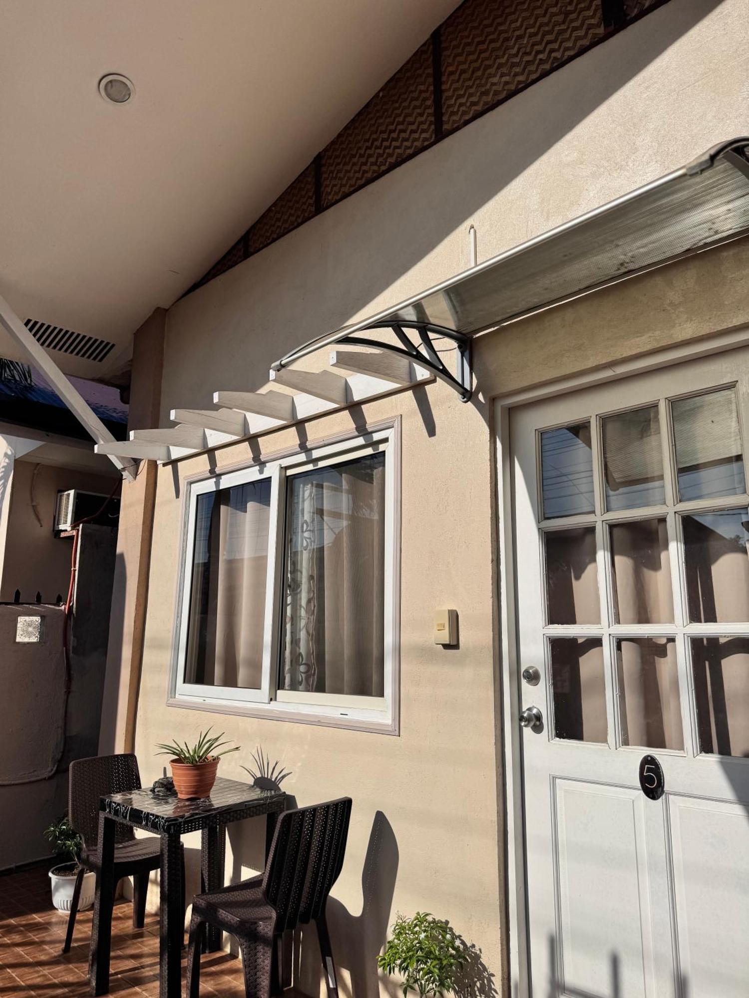 Villa Skanderbeg Guest House 푸에르토프린세사 외부 사진