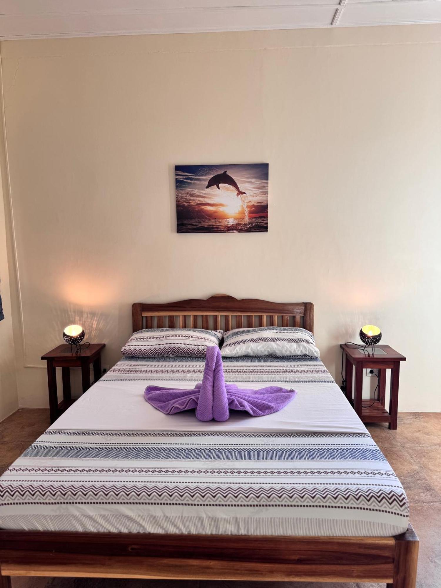Villa Skanderbeg Guest House 푸에르토프린세사 외부 사진