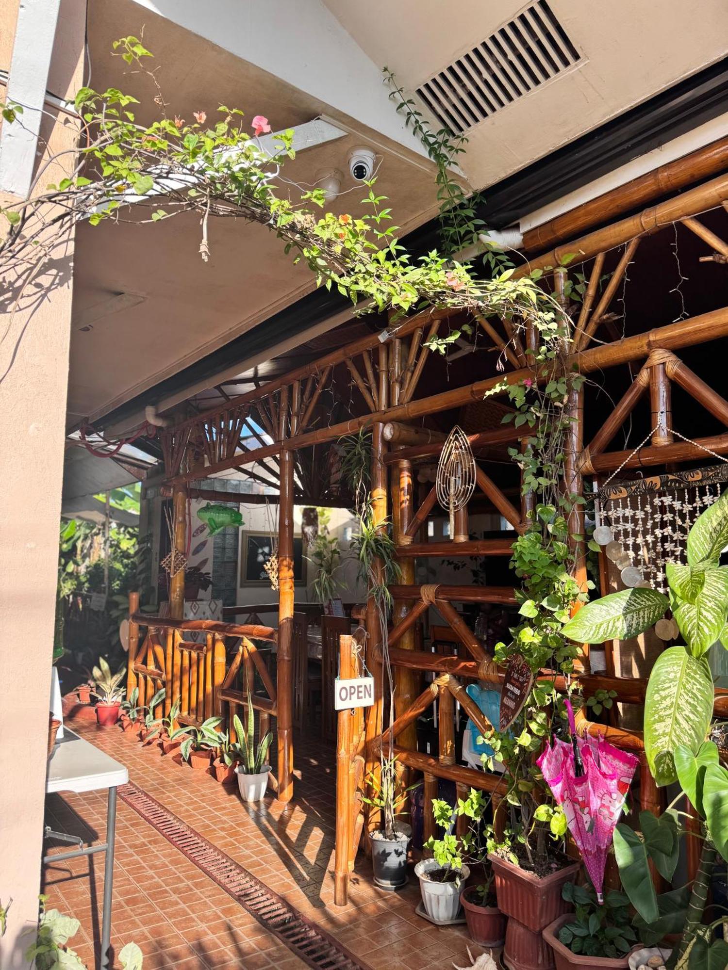 Villa Skanderbeg Guest House 푸에르토프린세사 외부 사진