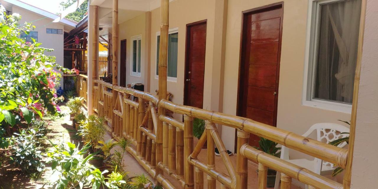 Villa Skanderbeg Guest House 푸에르토프린세사 외부 사진